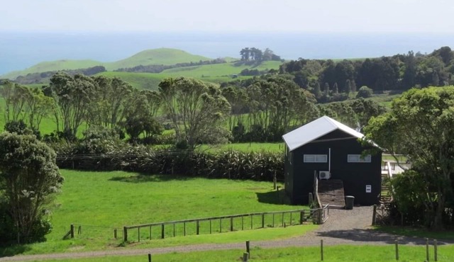 Ruapuke Retreat - Raglan Coastal &.Rural Views
