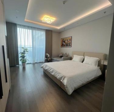 Ruby luxury apartment