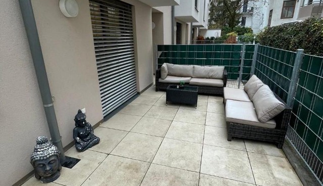 Ruhiges Wiener Townhouse mit Terrasse und Küche