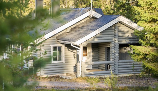 Rukan Havu - Ski-in cabin with sauna & fireplace, 100m to slopes