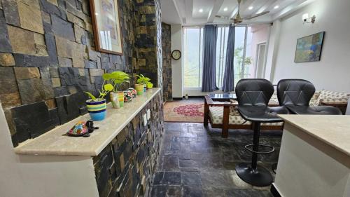 RUKH SUKH - Luxury Apartments