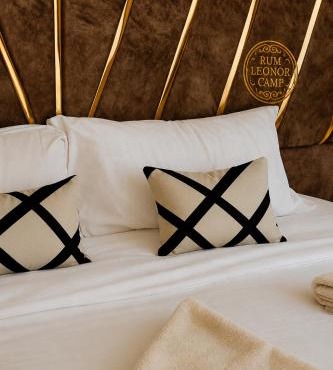 RUM LEONOR lUXURY CAMP