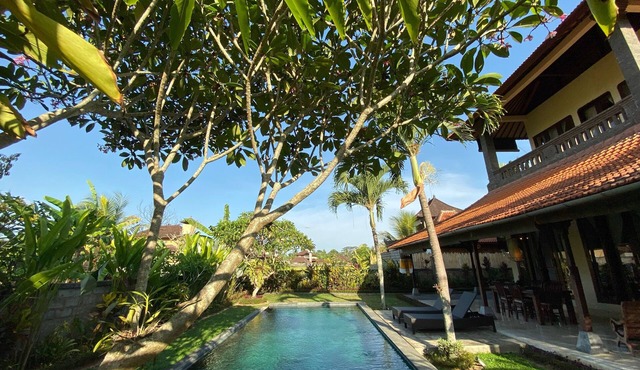 Rumah Dadong