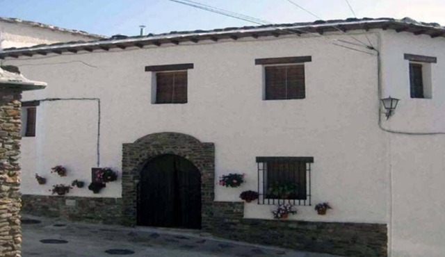 Rural Accommodation El Romero for 9 people