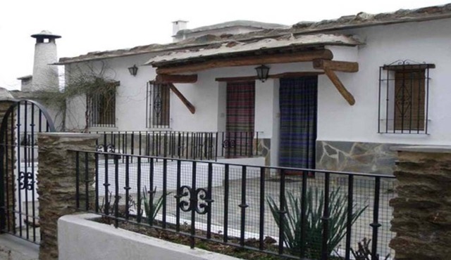 Rural Accommodation El Romero for 5 people