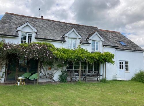 Rural Devon retreat in stunning Exe Valley.