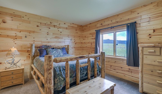 Rural Divide Cabin w/Mountain Views!