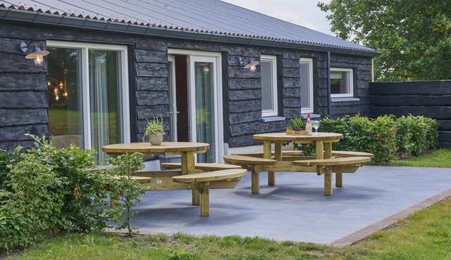 Rural group accommodation in green surroundings