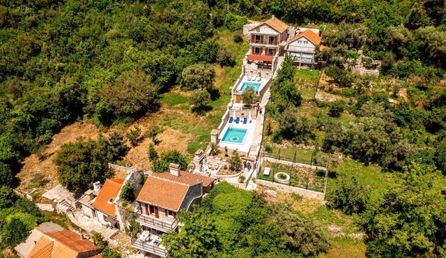 Rustic 2BDR Old Stone Villa w/Private Pool and SV