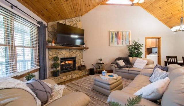 Rustic 4BR w/ Deck, Firepit + Free Tix | Near Golf