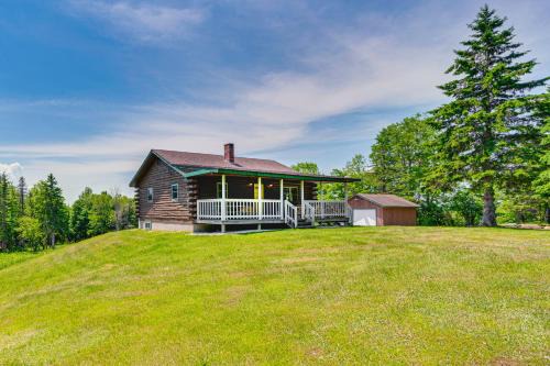 Rustic Cabin in West Danville w/Deck & Fire Pit!