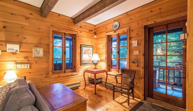 Rustic chalet in Mont-Blanc, lakeside, 4 bedrooms