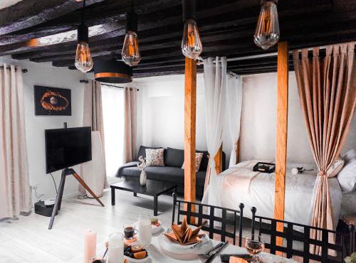 Rustic Charm&Dreamhome 40m2 in the heart of Paris, near Pompidou and Notre-Dame, Subway 4,8,9 Honeymoon favourite