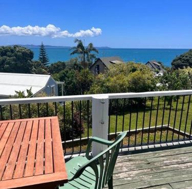 Rustic Charmer in Cable Bay