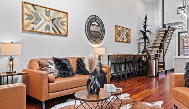 Rustic-Chic 4BR for Groups – Bushwick's Finest Stay
