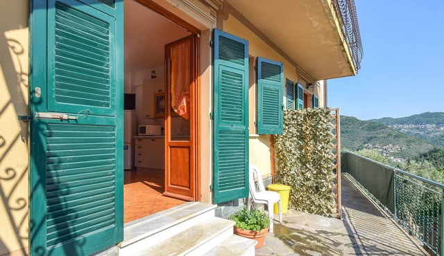 Rustic cottage in a small village in the hinterland of Recco.