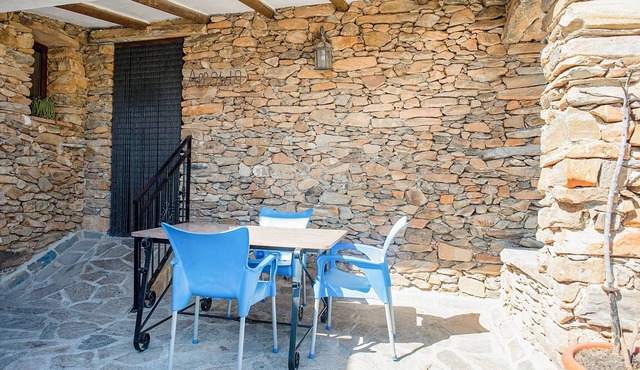Rustic Cottage in Laroya with Pool and Terrace