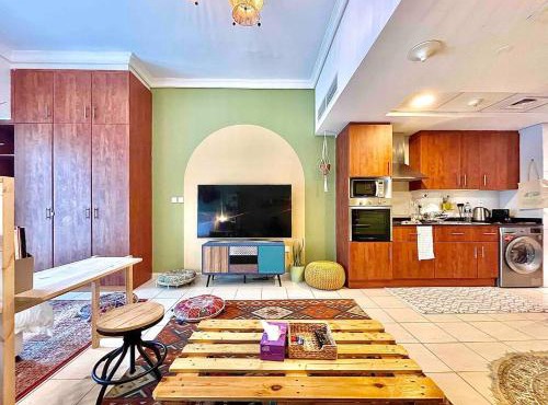 Rustic Elegance By The Lake Studio Cabin In Jlt