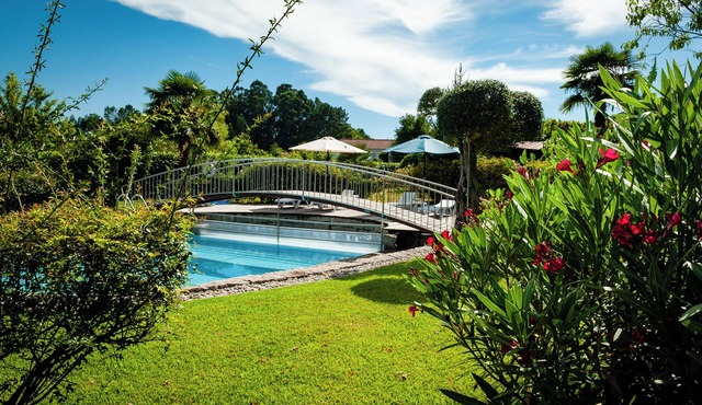 Rustic farm with swimming pool and playground!