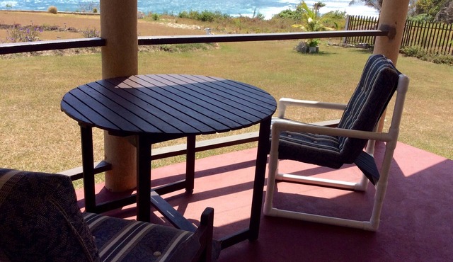 Rustic farmhouse stay with awesome views!
