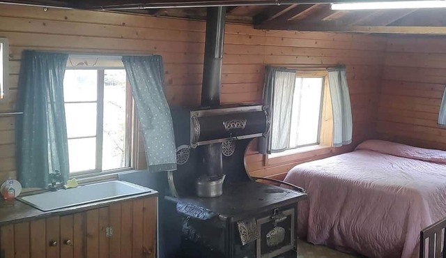 Rustic Glamping Cabin near Poudre River, Perfect for a Weekend of Fishing and Watching Wildlife