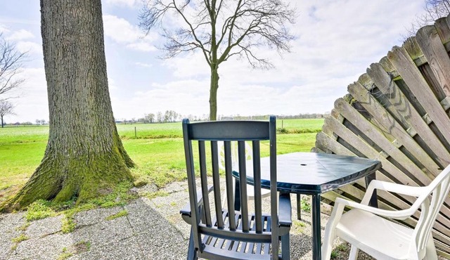 Rustic Holiday Home in Eibergen with Garden