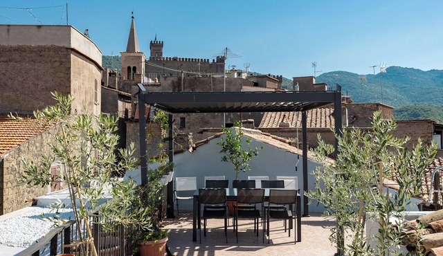 "Rustic Rome Retreat: Countryside Charm & Weekend Getaway"