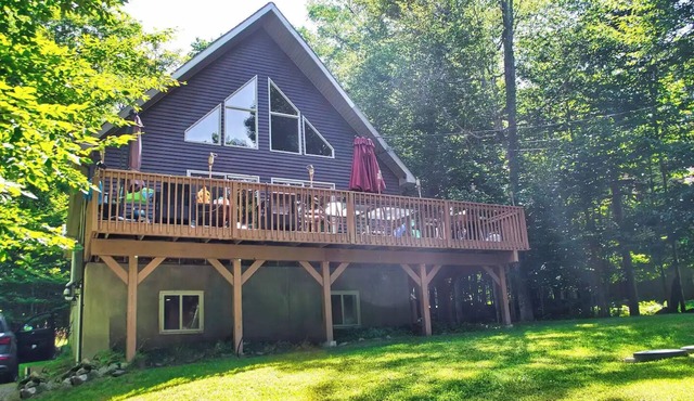 Rustic Modern 5BR/4BA Chalet in Big Bass Lake, a Gold Star gated community.