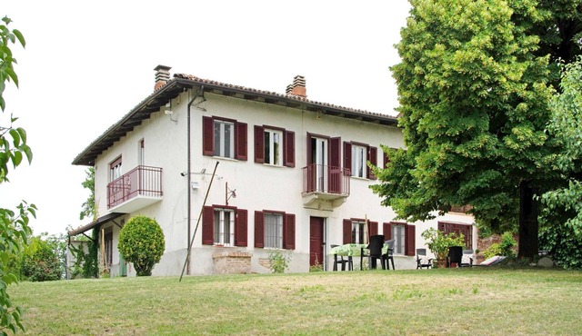 Rustic Moncucco Village Retreat