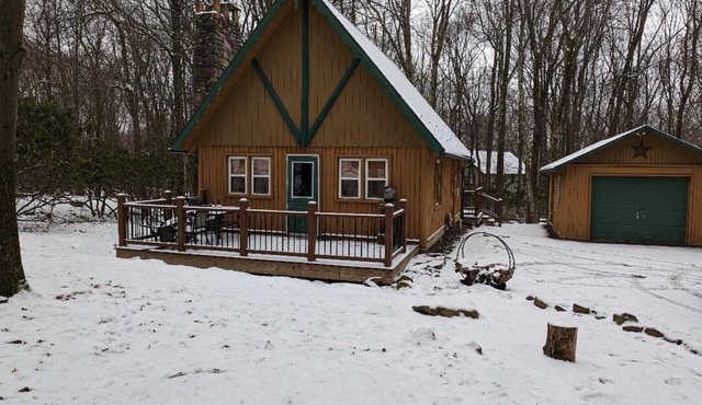 Rustic Pocono Mountain Chalet