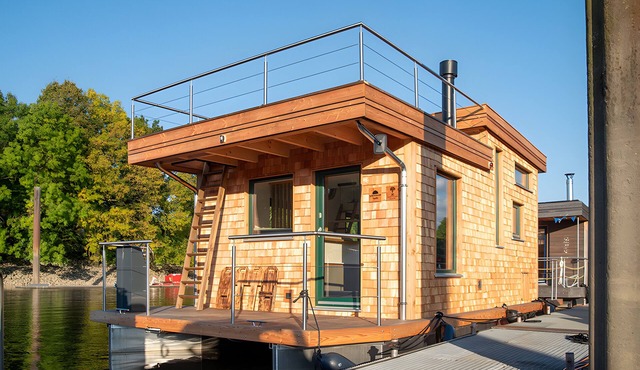 Rustic Tiny Houseboat with Rooftop Terrace and Fireplace
