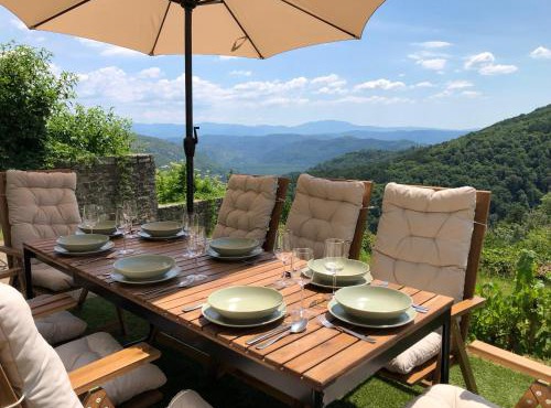Rustic villa with breathtaking views