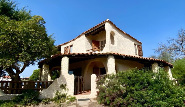 Rustic Villa with Sea View for Groups and Families in the Sinis Peninsula