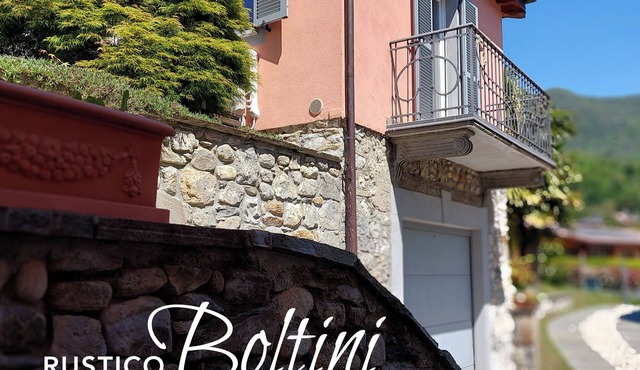 Rustico Boltini, Lago Maggiore NEW stylishly furnished quiet at the edge of the forest