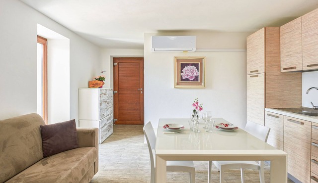 Rustico Maria (DMA390) by Interhome