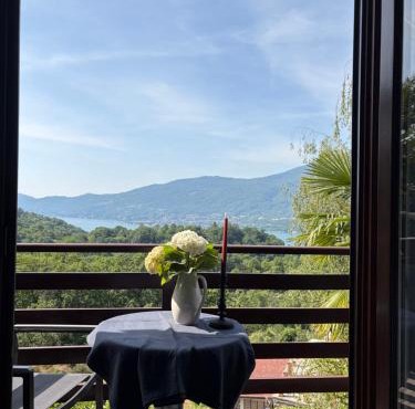Rustico Villa Antonia with seaview and pool