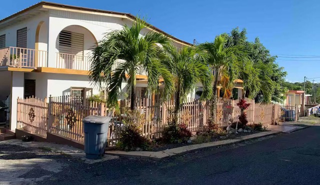 Ruth’s Illusion 1 bdrm Apt. Self check, AC,