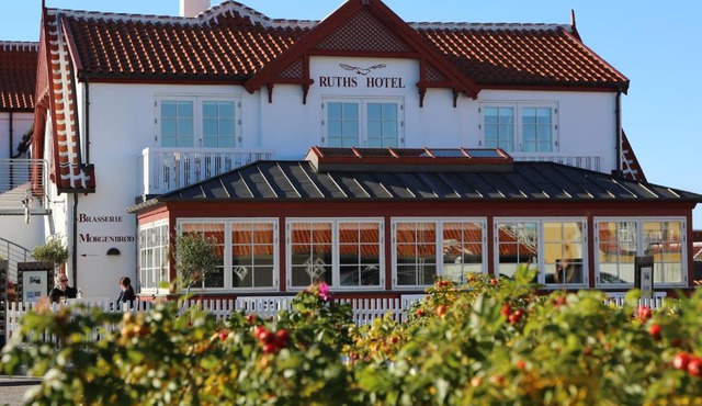 Ruths Hotel