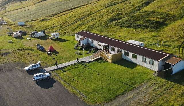 Sólbrekka Guesthouse