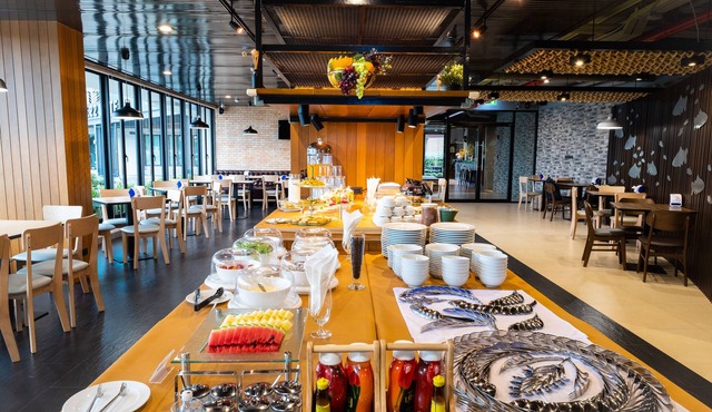 S.22 Hotel Suratthani