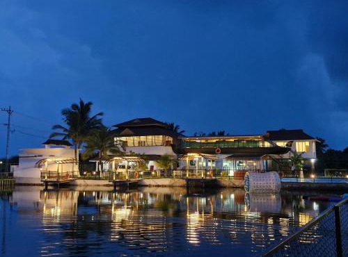 S Cross Munroe Island Resort
