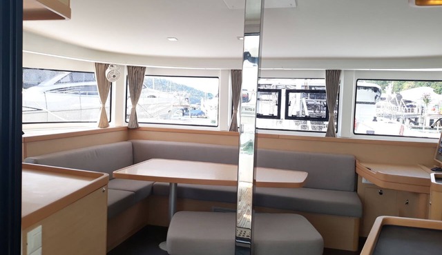 S/Y P&B: 2017 Lagoon 42 in owner's version (3-cabin layout).