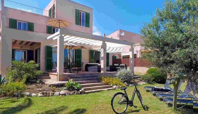 Sa Copinya, Villa in front line of the beach, Mallorca