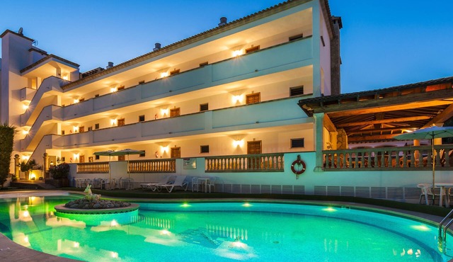 Sa Torre Apartaments