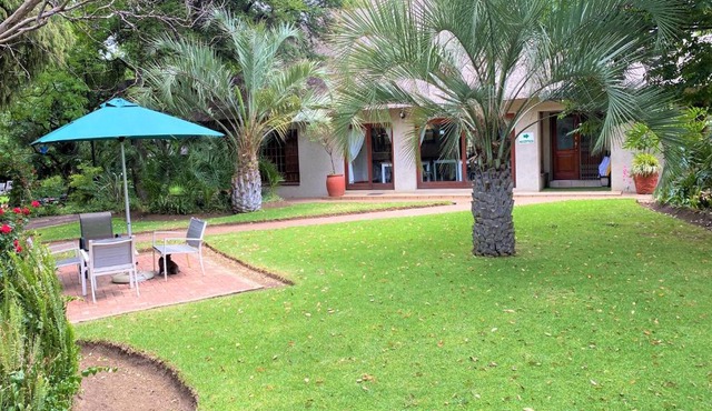 Safari Club Guest Lodge OR Tambo International Airport