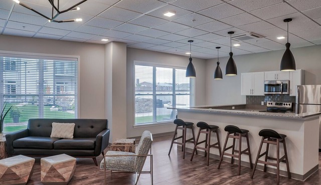 Safe and Secure Downtown location! Close to Proctors and Jay Street Market!