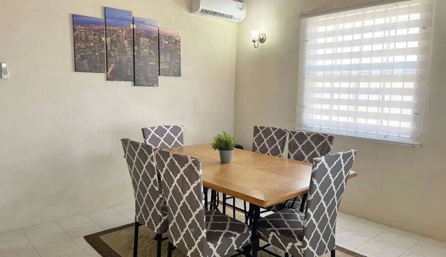 Safe & Spacious 2 BR Apt, Budget Friendly on South