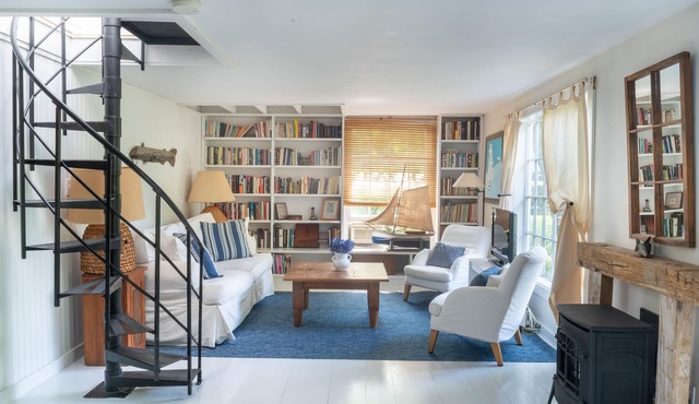 Sag Harbor Charmer - 2 Bedroom Cottage; Walk to Town