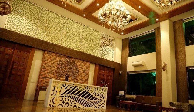 Sai Neem Tree Hotel