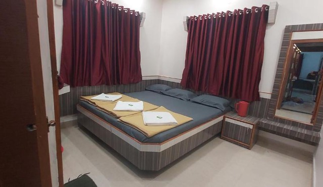 Sai Raghunandan Guest House